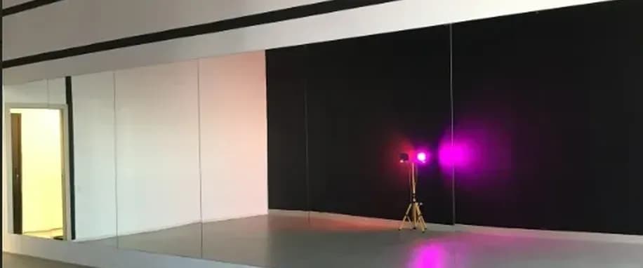 gallery slide